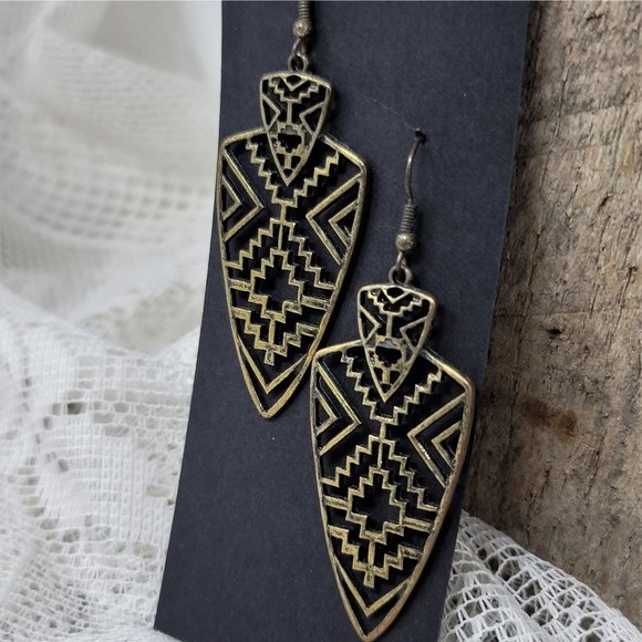 Exotic Metal Long Dangle Earrings Pierced - Picture 2 of 4